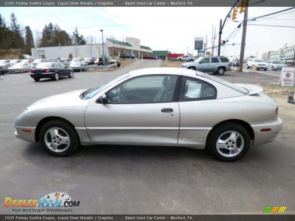 2005 Pontiac Sunfire Coupe Liquid Silver Metallic / Graphite Photo #4