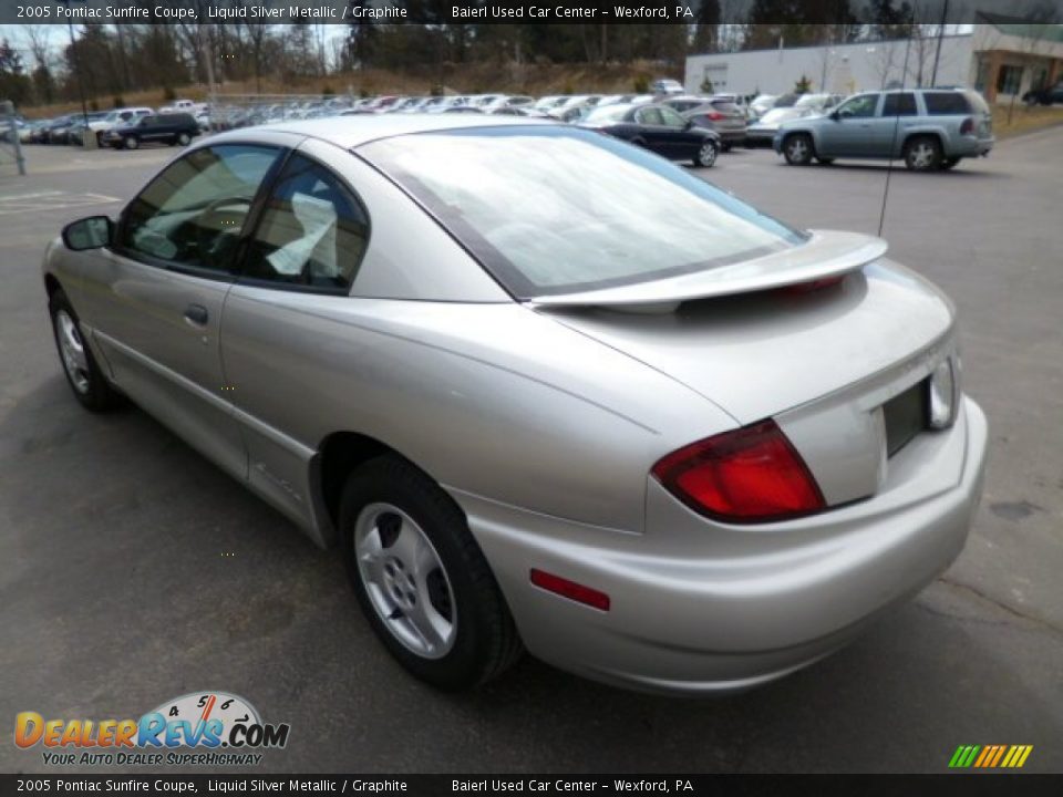 2005 Pontiac Sunfire Coupe Liquid Silver Metallic / Graphite Photo #5