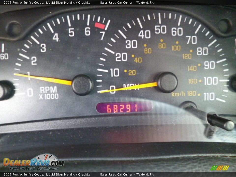 2005 Pontiac Sunfire Coupe Liquid Silver Metallic / Graphite Photo #20