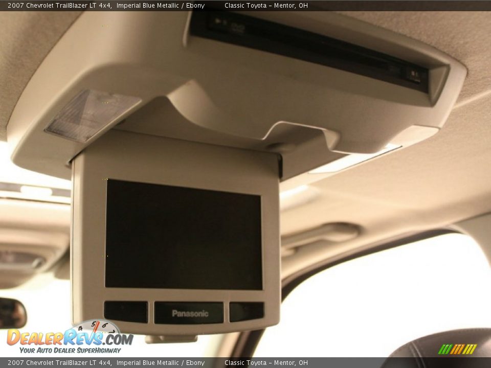 Entertainment System of 2007 Chevrolet TrailBlazer LT 4x4 Photo #14