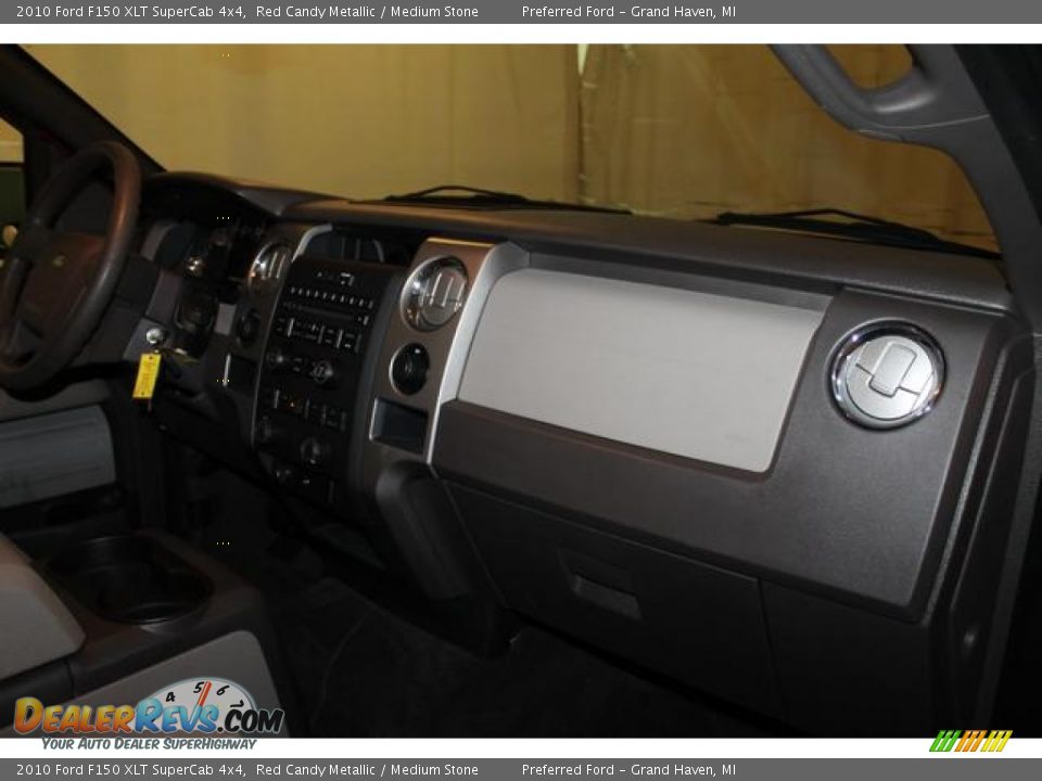 2010 Ford F150 XLT SuperCab 4x4 Red Candy Metallic / Medium Stone Photo #28