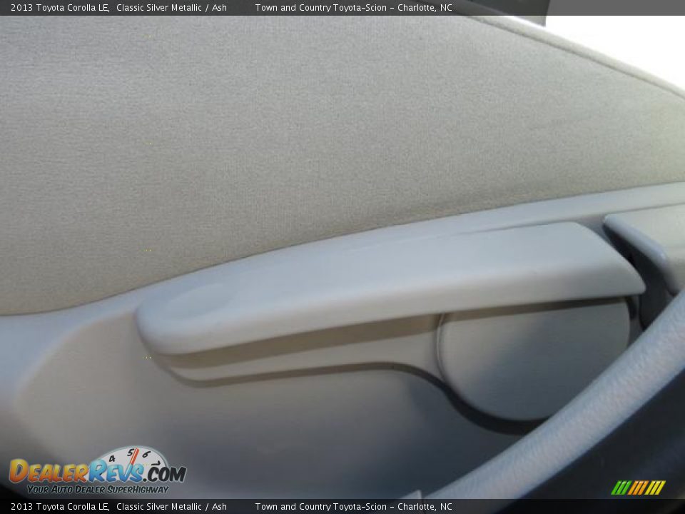 2013 Toyota Corolla LE Classic Silver Metallic / Ash Photo #9