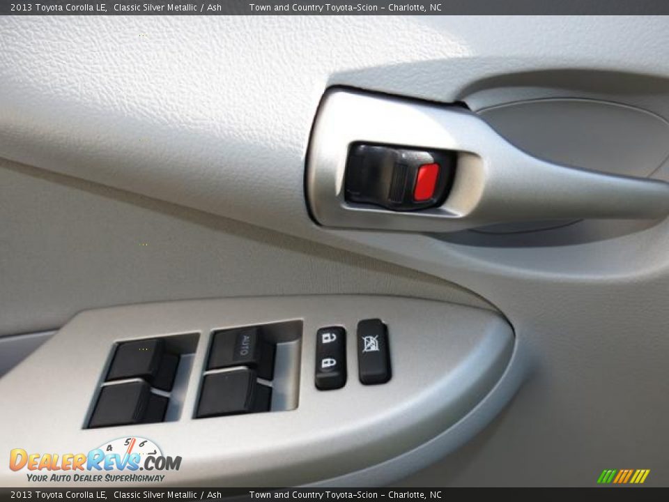 2013 Toyota Corolla LE Classic Silver Metallic / Ash Photo #10