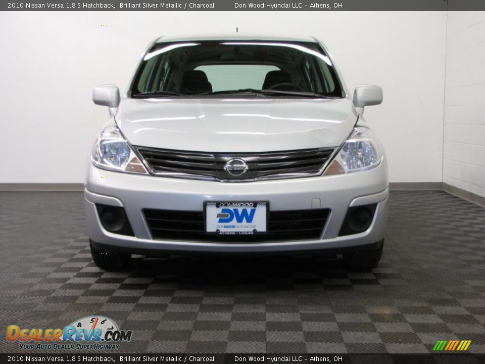2010 Nissan Versa 1.8 S Hatchback Brilliant Silver Metallic / Charcoal Photo #2