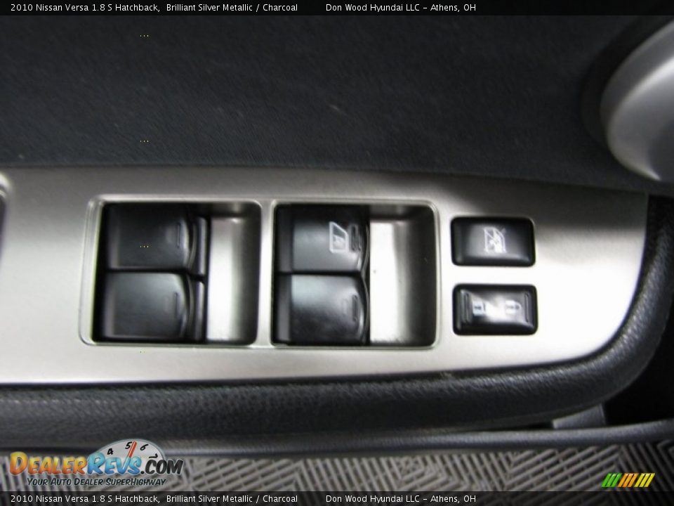 2010 Nissan Versa 1.8 S Hatchback Brilliant Silver Metallic / Charcoal Photo #11