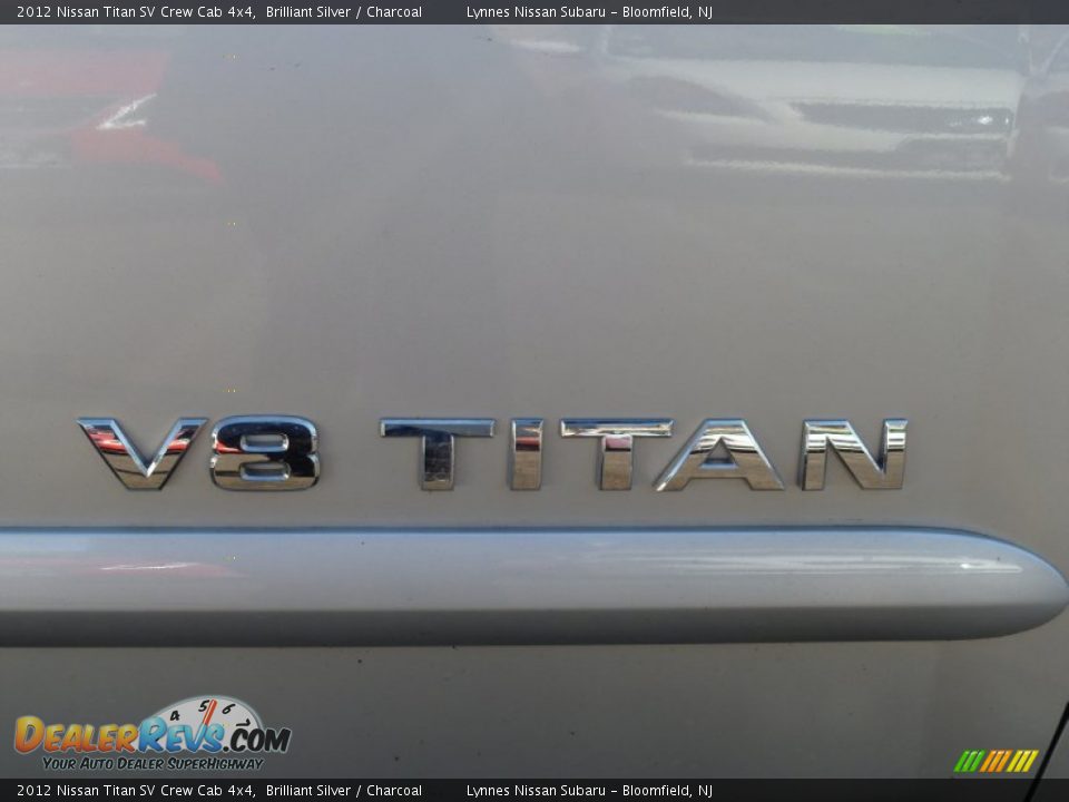 2012 Nissan Titan SV Crew Cab 4x4 Brilliant Silver / Charcoal Photo #7
