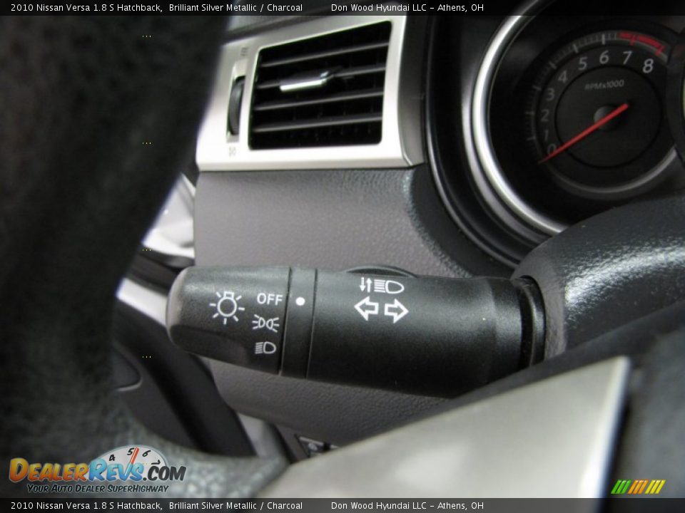 2010 Nissan Versa 1.8 S Hatchback Brilliant Silver Metallic / Charcoal Photo #17