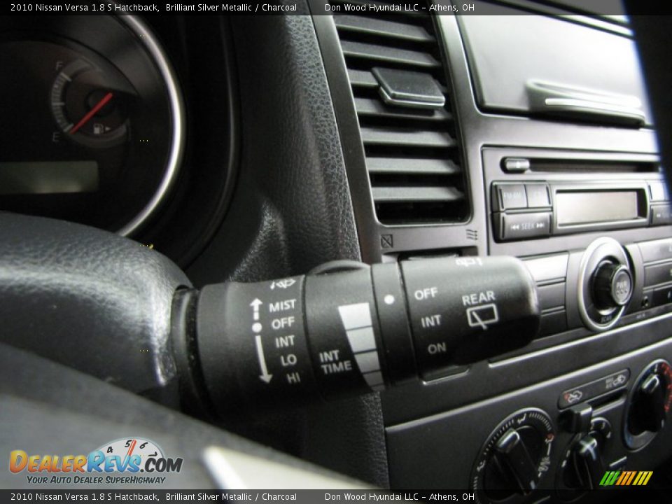 2010 Nissan Versa 1.8 S Hatchback Brilliant Silver Metallic / Charcoal Photo #18