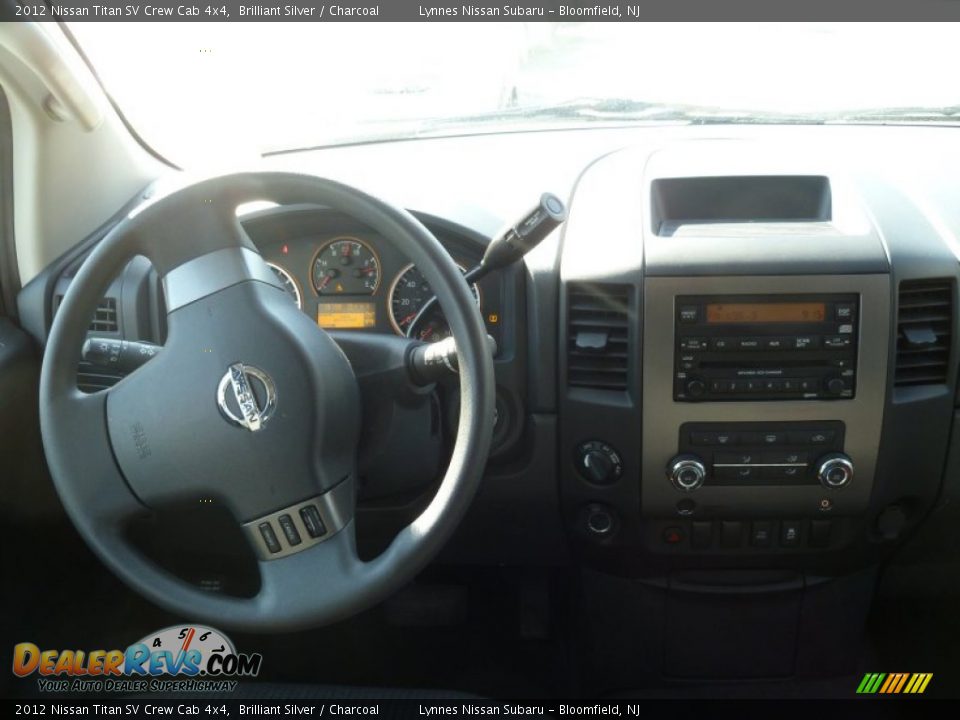 2012 Nissan Titan SV Crew Cab 4x4 Brilliant Silver / Charcoal Photo #16