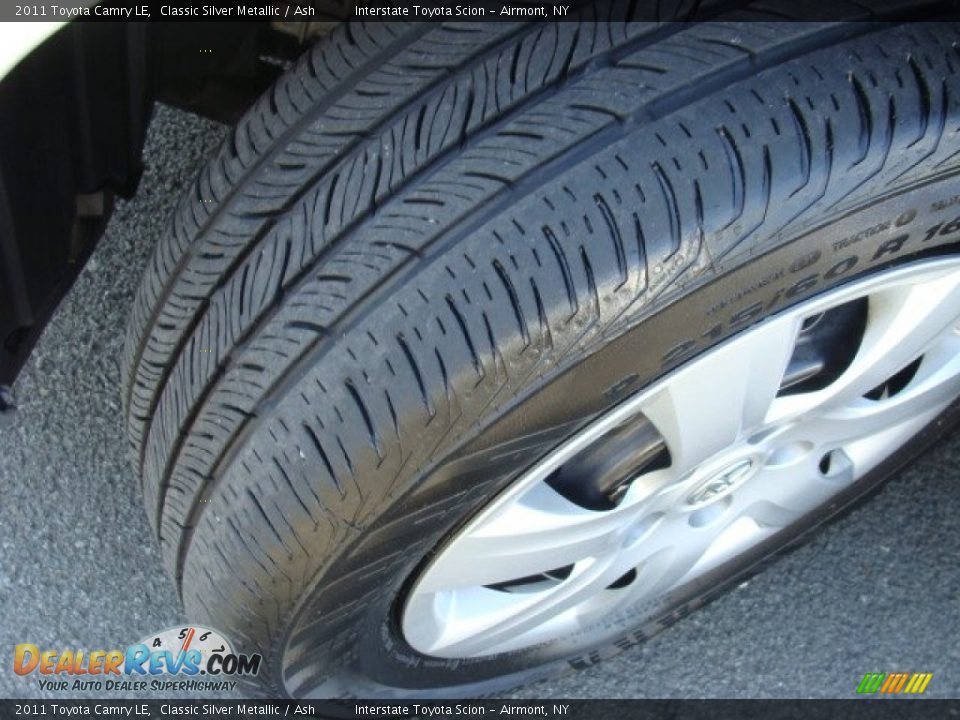 2011 Toyota Camry LE Classic Silver Metallic / Ash Photo #22