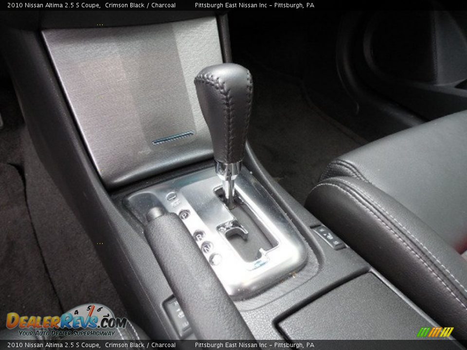 2010 Nissan Altima 2.5 S Coupe Crimson Black / Charcoal Photo #13