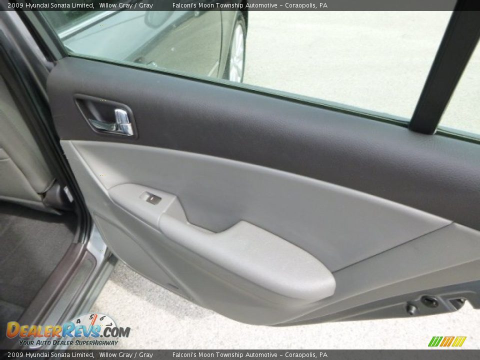 2009 Hyundai Sonata Limited Willow Gray / Gray Photo #14