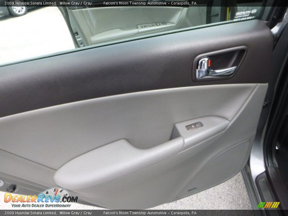 2009 Hyundai Sonata Limited Willow Gray / Gray Photo #18