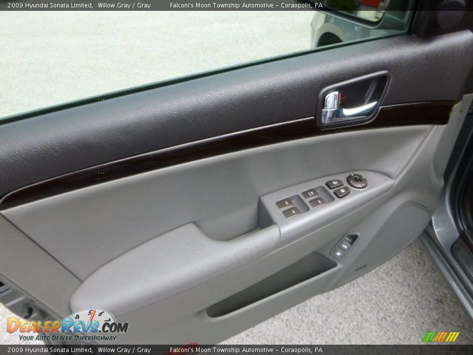 2009 Hyundai Sonata Limited Willow Gray / Gray Photo #19