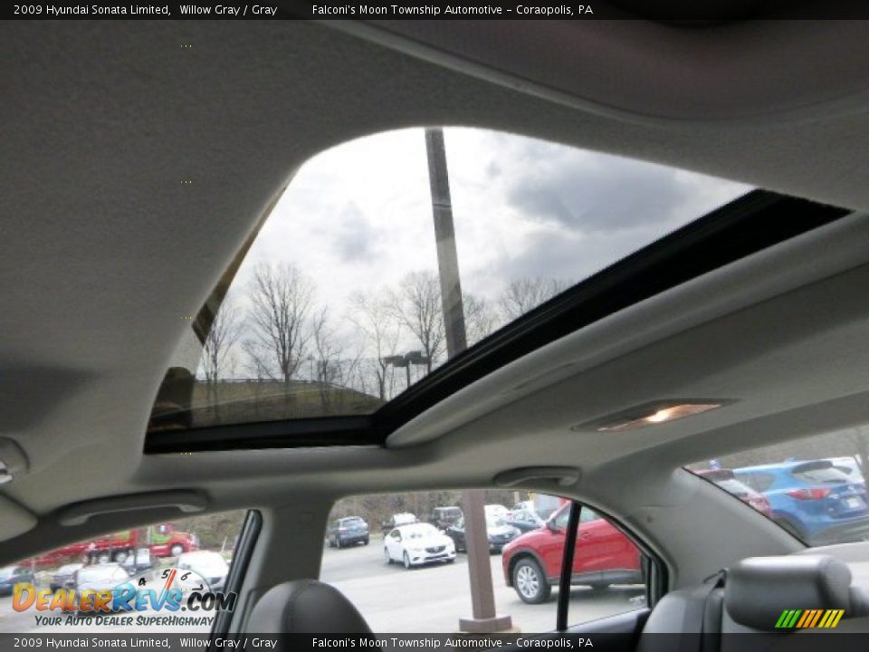 2009 Hyundai Sonata Limited Willow Gray / Gray Photo #20