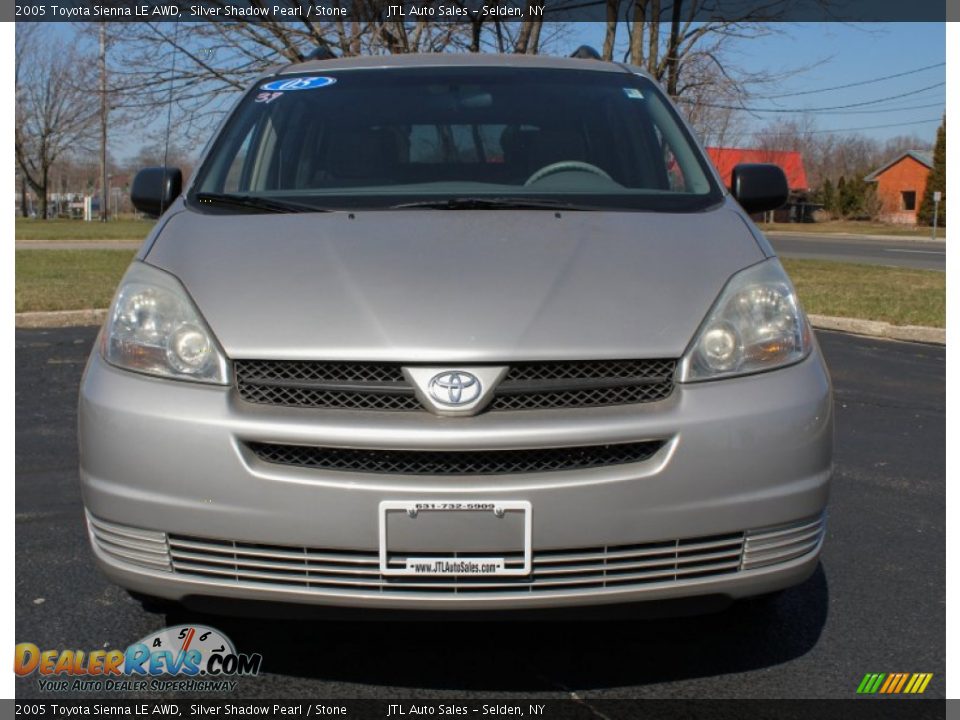 2005 Toyota Sienna LE AWD Silver Shadow Pearl / Stone Photo #2