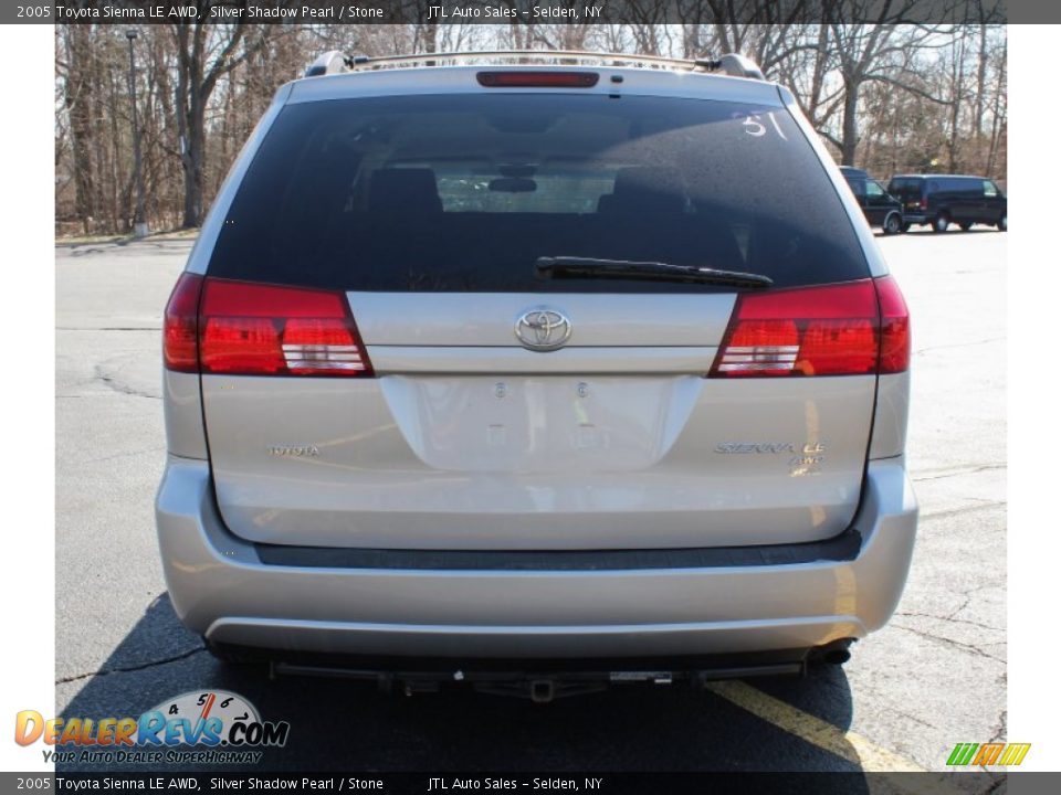 2005 Toyota Sienna LE AWD Silver Shadow Pearl / Stone Photo #5