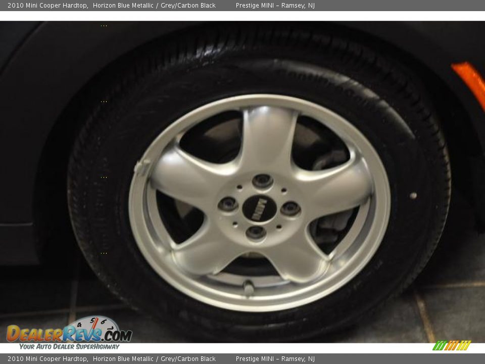 2010 Mini Cooper Hardtop Horizon Blue Metallic / Grey/Carbon Black Photo #6