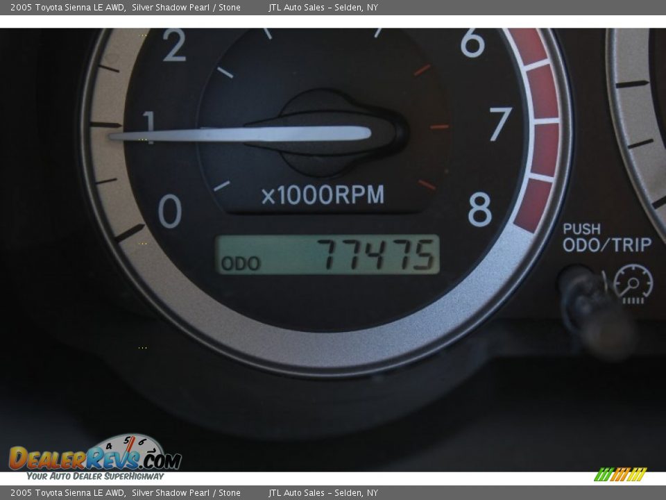 2005 Toyota Sienna LE AWD Silver Shadow Pearl / Stone Photo #13