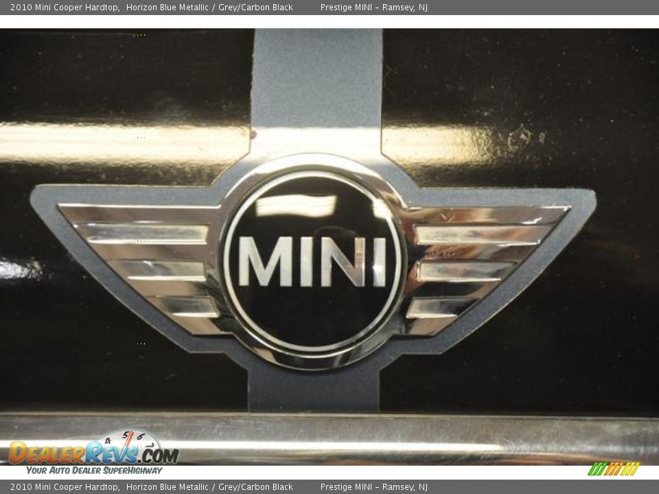 2010 Mini Cooper Hardtop Horizon Blue Metallic / Grey/Carbon Black Photo #17