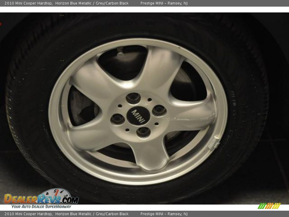 2010 Mini Cooper Hardtop Horizon Blue Metallic / Grey/Carbon Black Photo #25