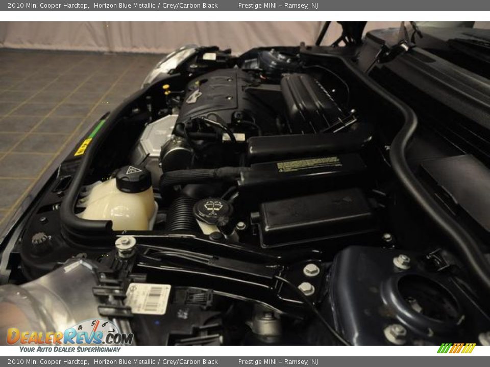 2010 Mini Cooper Hardtop Horizon Blue Metallic / Grey/Carbon Black Photo #32