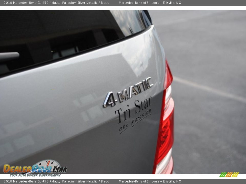 2010 Mercedes-Benz GL 450 4Matic Palladium Silver Metallic / Black Photo #12