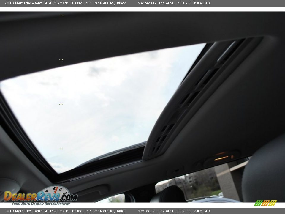 2010 Mercedes-Benz GL 450 4Matic Palladium Silver Metallic / Black Photo #16