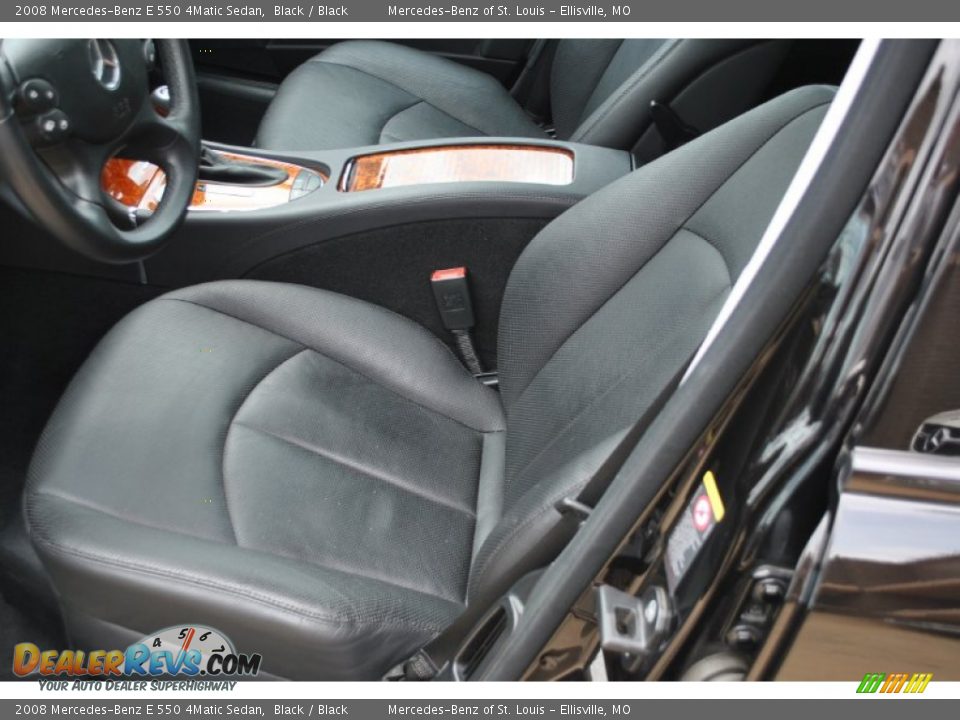 2008 Mercedes-Benz E 550 4Matic Sedan Black / Black Photo #2