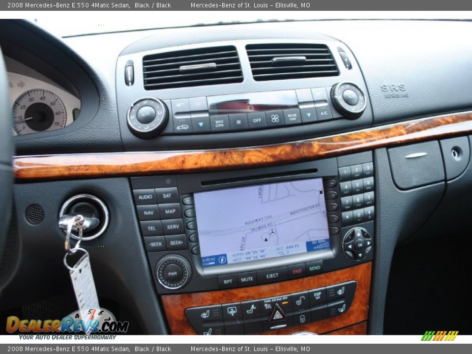 2008 Mercedes-Benz E 550 4Matic Sedan Black / Black Photo #16