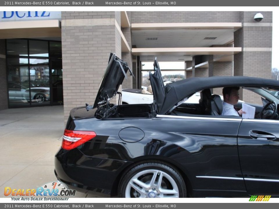 2011 Mercedes-Benz E 550 Cabriolet Black / Black Photo #10