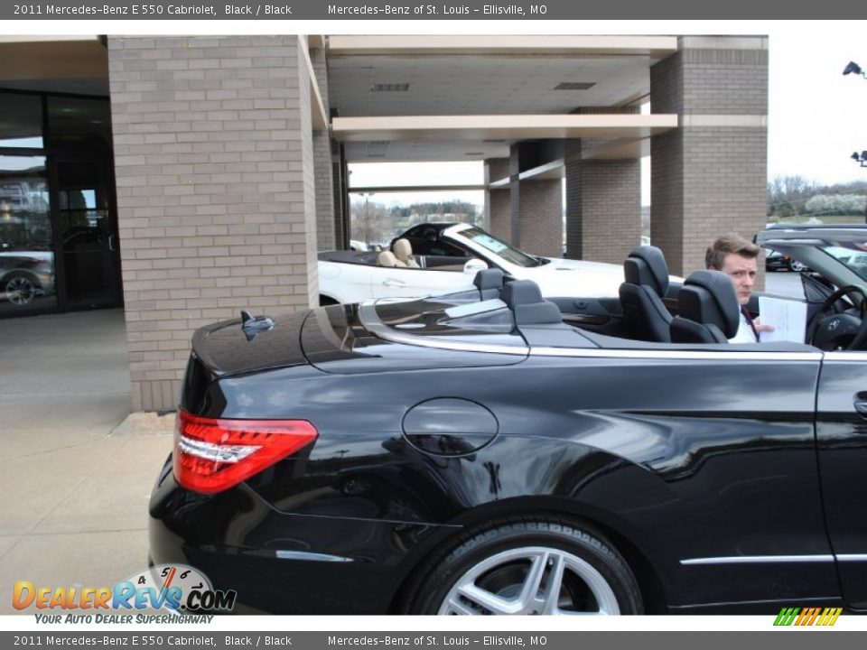 2011 Mercedes-Benz E 550 Cabriolet Black / Black Photo #13