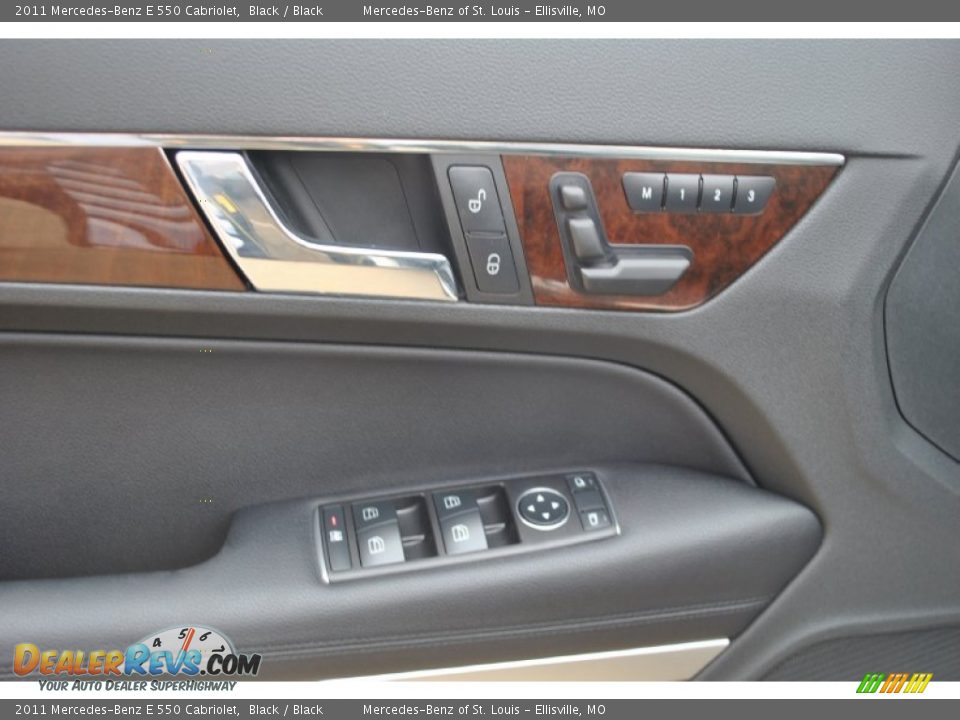 2011 Mercedes-Benz E 550 Cabriolet Black / Black Photo #19