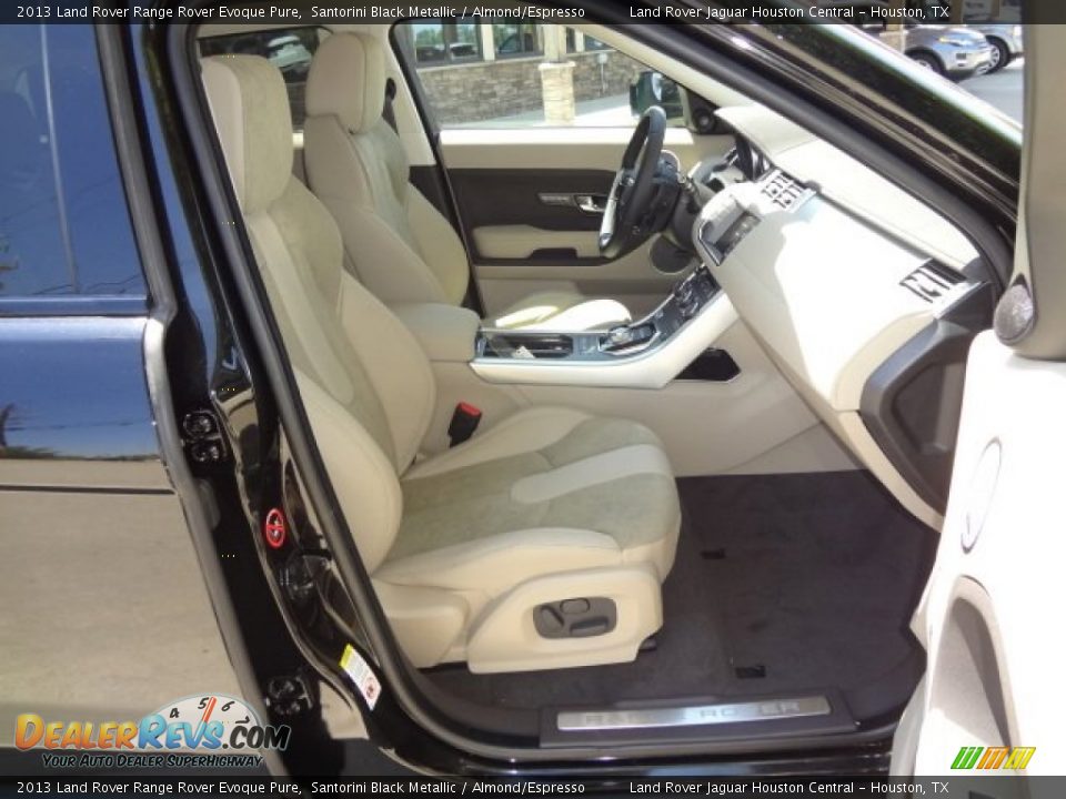 Almond/Espresso Interior - 2013 Land Rover Range Rover Evoque Pure Photo #12