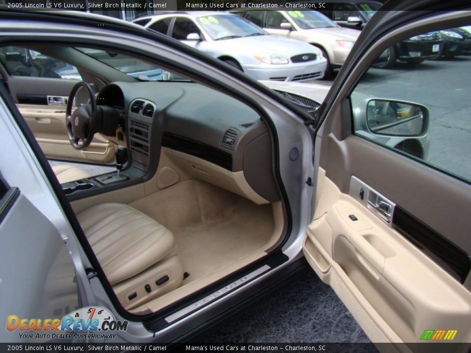 2005 Lincoln LS V6 Luxury Silver Birch Metallic / Camel Photo #12