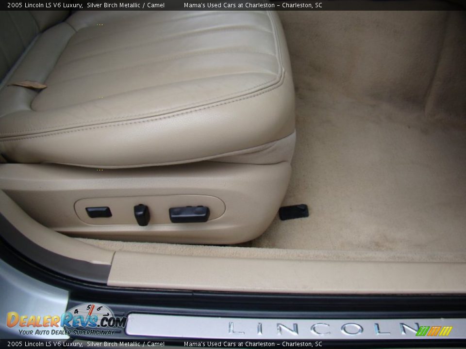 2005 Lincoln LS V6 Luxury Silver Birch Metallic / Camel Photo #13