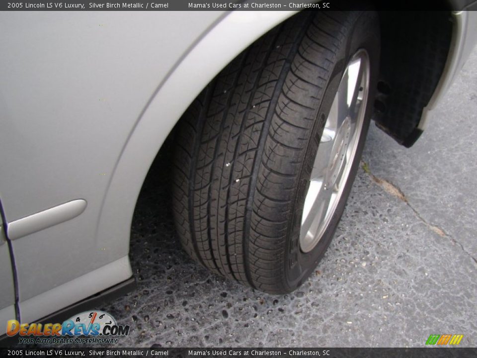2005 Lincoln LS V6 Luxury Silver Birch Metallic / Camel Photo #25
