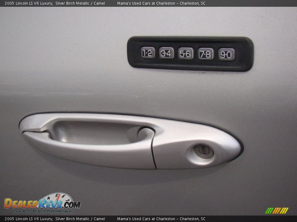2005 Lincoln LS V6 Luxury Silver Birch Metallic / Camel Photo #30