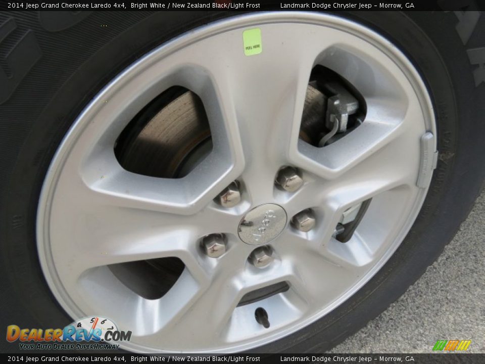 2014 Jeep Grand Cherokee Laredo 4x4 Bright White / New Zealand Black/Light Frost Photo #5