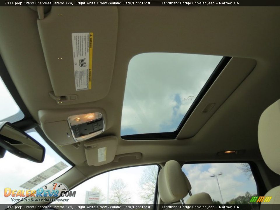 2014 Jeep Grand Cherokee Laredo 4x4 Bright White / New Zealand Black/Light Frost Photo #7