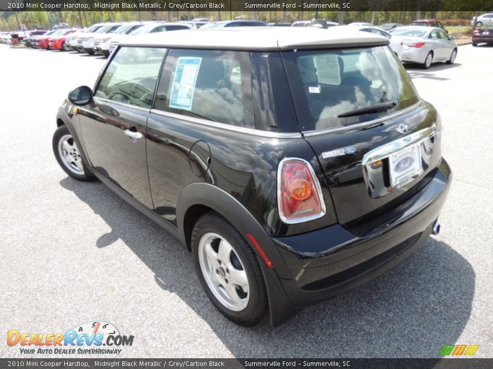 2010 Mini Cooper Hardtop Midnight Black Metallic / Grey/Carbon Black Photo #13