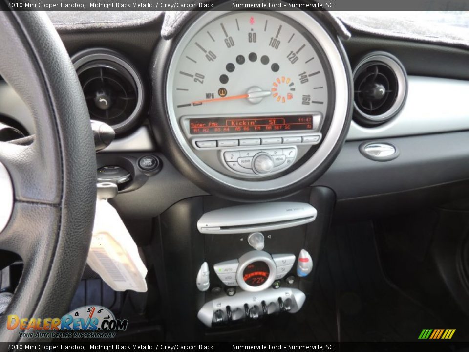 2010 Mini Cooper Hardtop Midnight Black Metallic / Grey/Carbon Black Photo #18