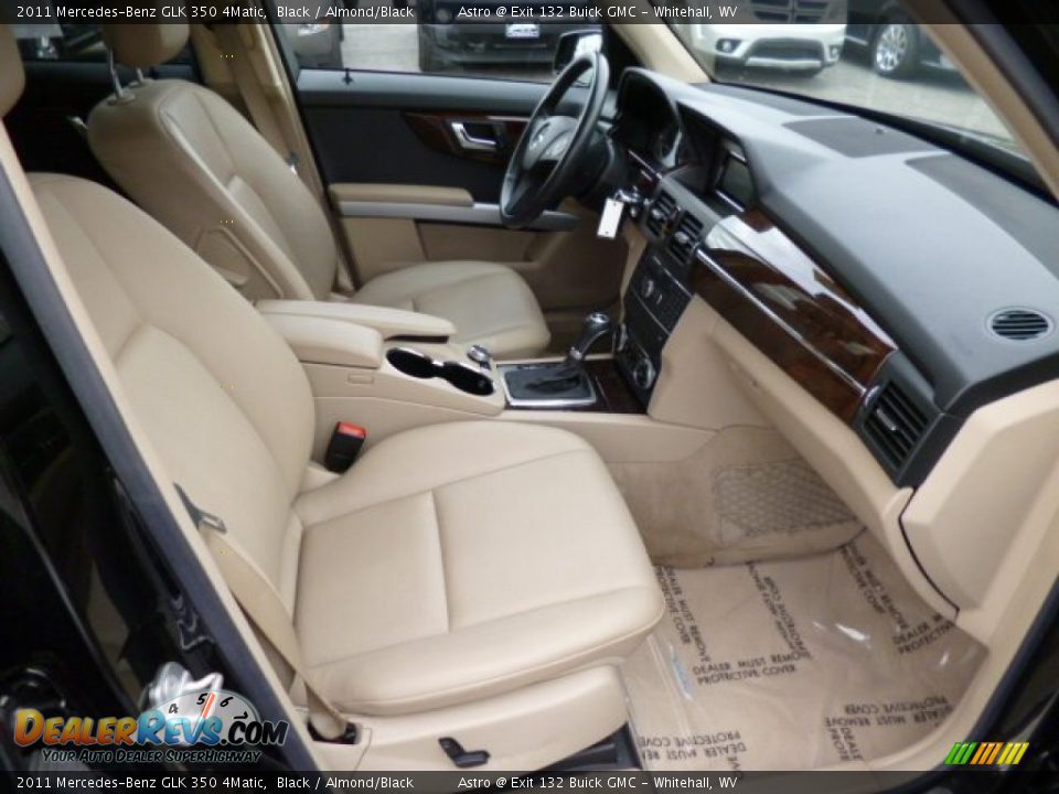 2011 Mercedes-Benz GLK 350 4Matic Black / Almond/Black Photo #10