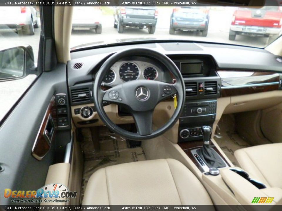 2011 Mercedes-Benz GLK 350 4Matic Black / Almond/Black Photo #15