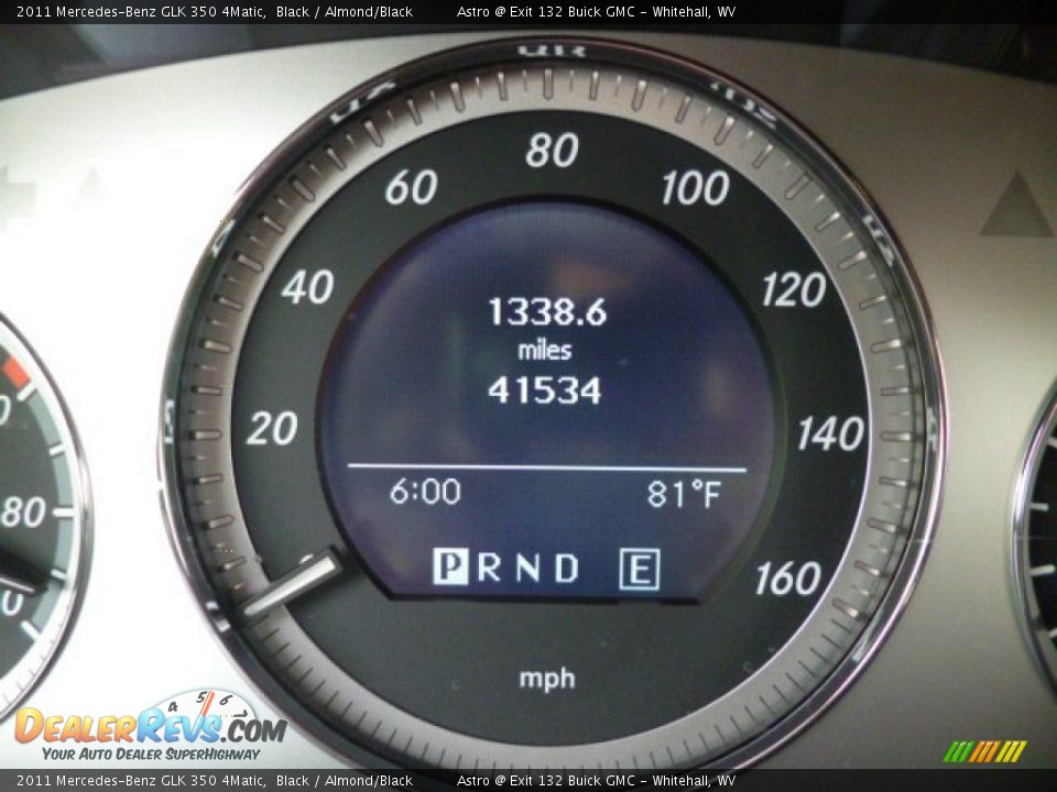 2011 Mercedes-Benz GLK 350 4Matic Black / Almond/Black Photo #20