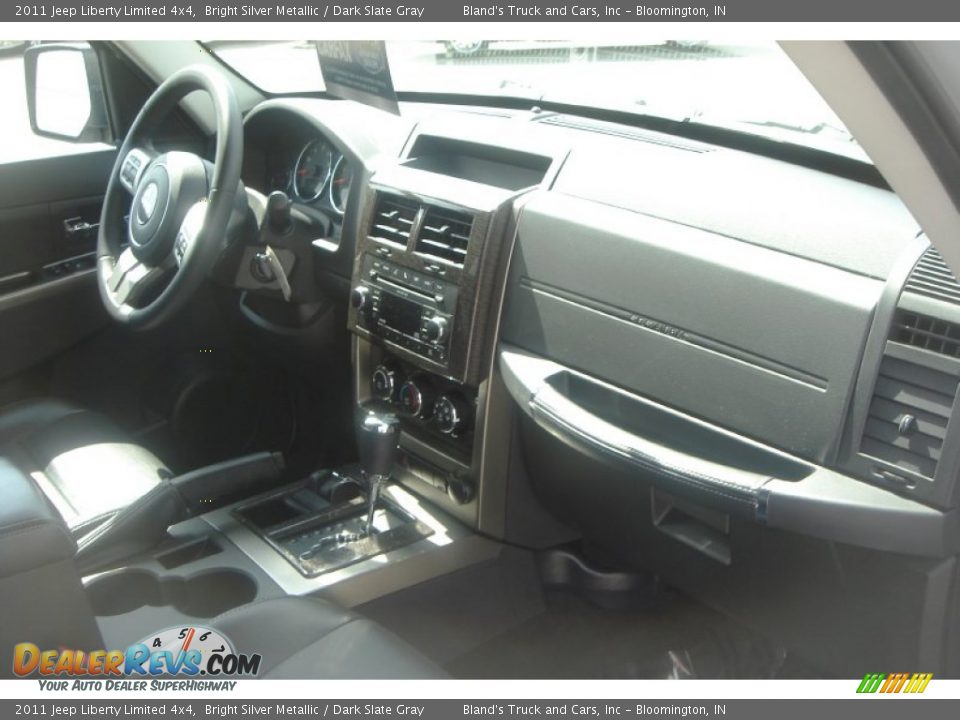 2011 Jeep Liberty Limited 4x4 Bright Silver Metallic / Dark Slate Gray Photo #14