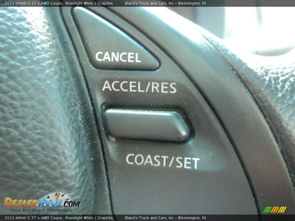 2011 Infiniti G 37 x AWD Coupe Moonlight White / Graphite Photo #10
