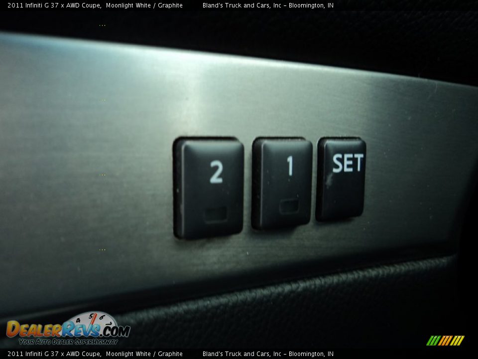 2011 Infiniti G 37 x AWD Coupe Moonlight White / Graphite Photo #14