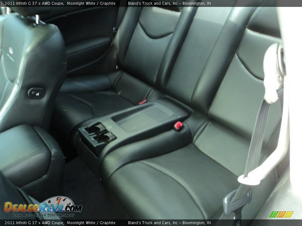 2011 Infiniti G 37 x AWD Coupe Moonlight White / Graphite Photo #29