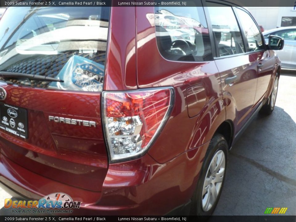 2009 Subaru Forester 2.5 X Camellia Red Pearl / Black Photo #4